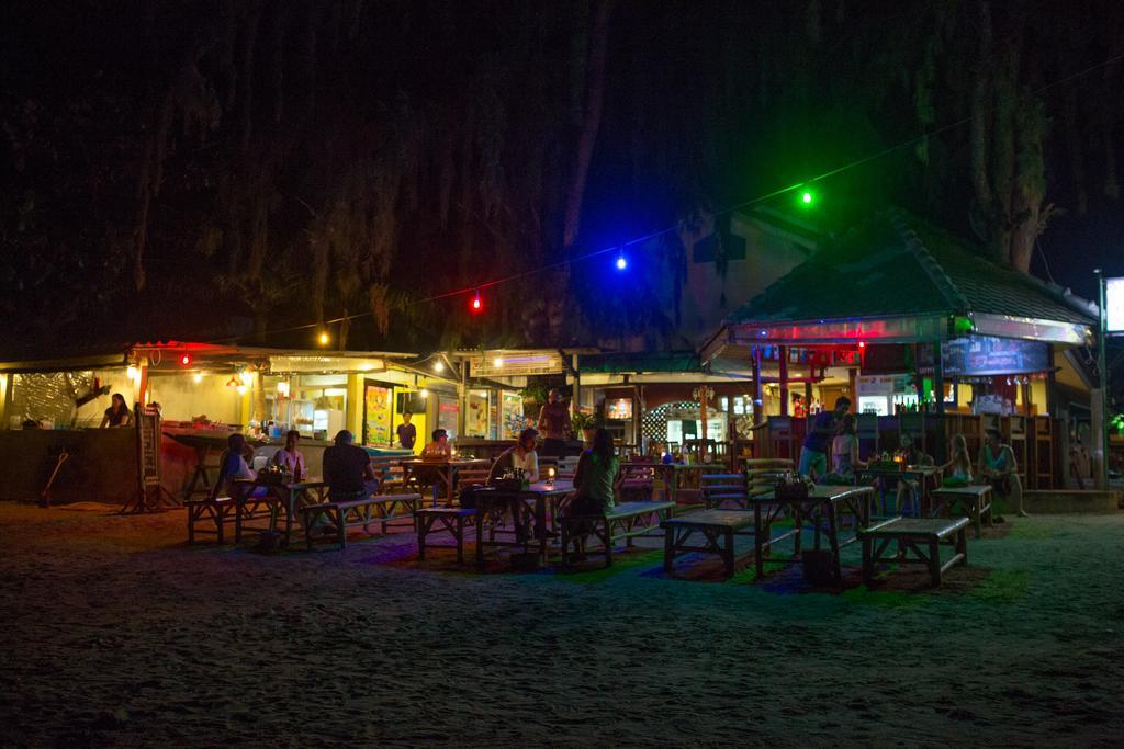 Siraya Beachfront Resort 코팡안 외부 사진